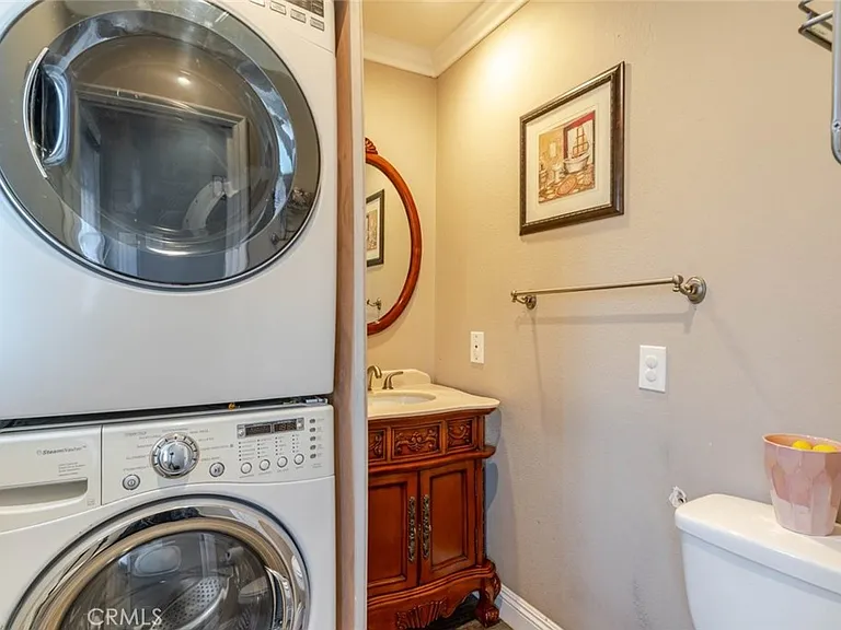 3302 Paraiso Way — Photo 16