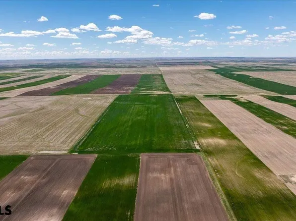 Road 1 W, Bushnell, NE 69128