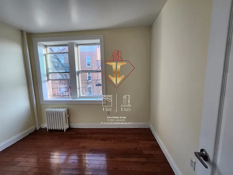 214 64th St #7A — Photo 10