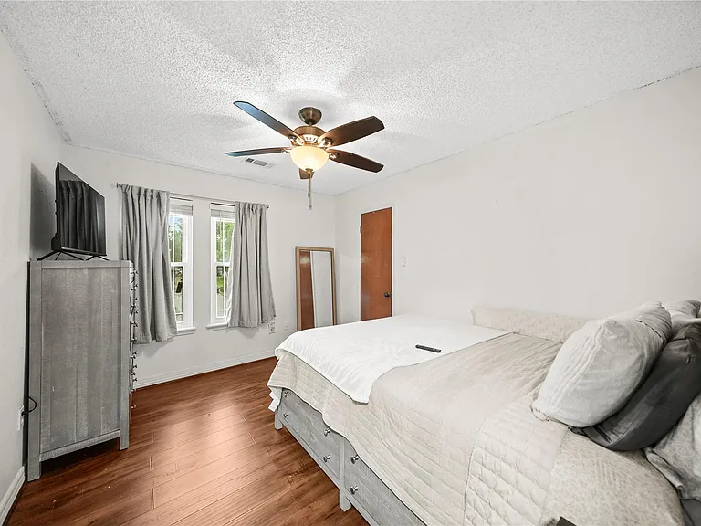 16210 Port O Call St — Photo 17