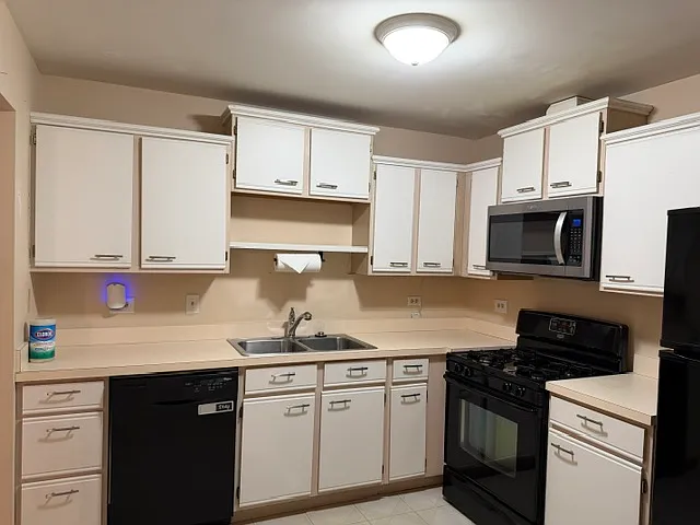 242 W Treehouse Ln — Photo 9