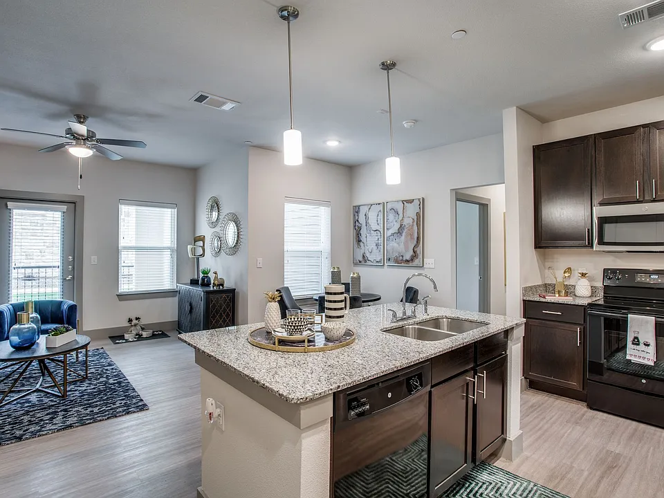 Palladium Glenn Heights