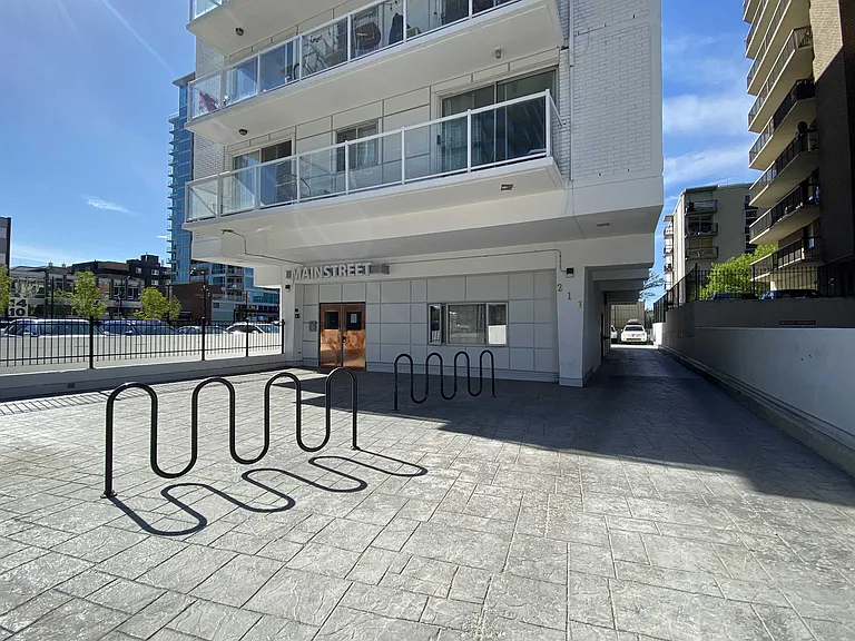 211 14th Ave SW — Photo 13