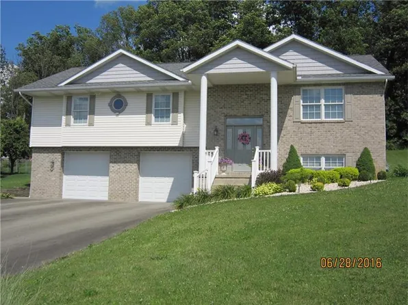 404 Shannon Ln, Uniontown, PA 15401