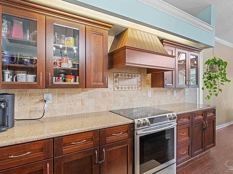 1672 Kauai Ct — Photo 19