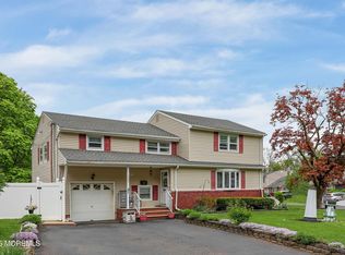 167 Crestview Drive, Middletown, NJ 07748