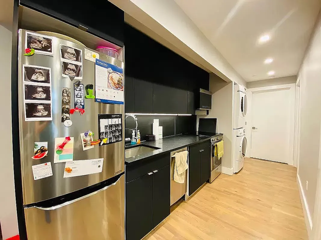 615 East 17th Street — Photo 3