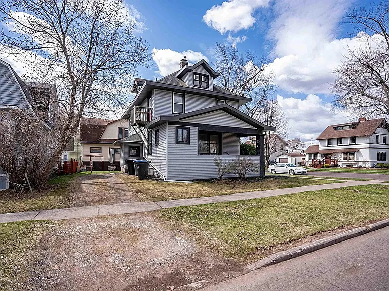 2202 Ogden Ave #2 — Photo 2