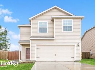 5931 Golden Cove Rd, Baytown, TX 77523