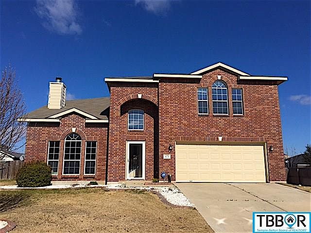 1st image of 421 Wrought Iron Dr