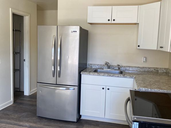 50 W Bow St #2