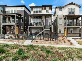 8950 Ramblestone St, Highlands Ranch, CO 80129