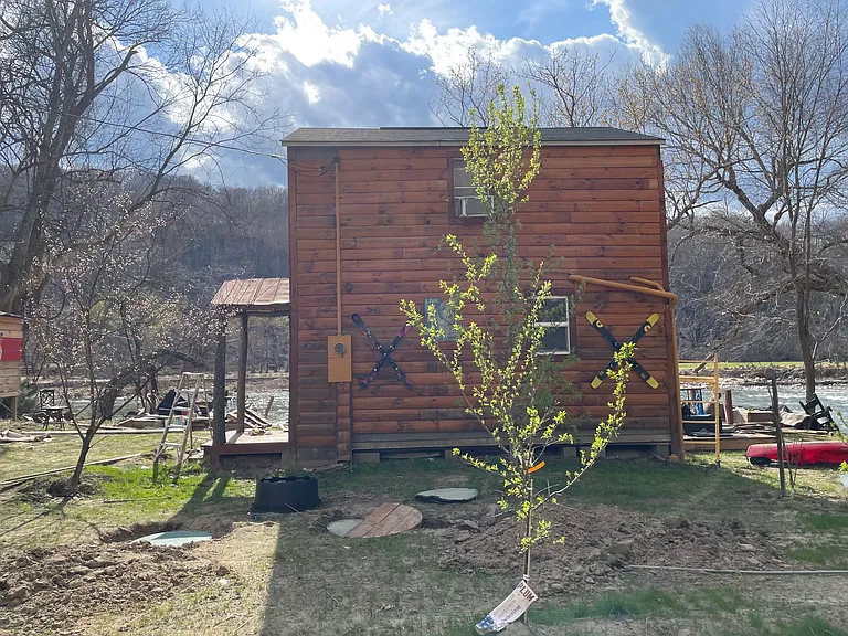 1421 River Rd — Photo 45