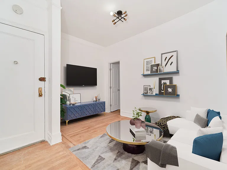 421 E 80th St #4C — Photo 2