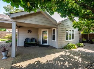 121 Spaulding Dr, Scottsburg, IN 47170