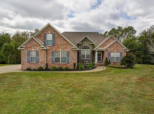 2001 Viewpointe Way, Columbia, TN 38401