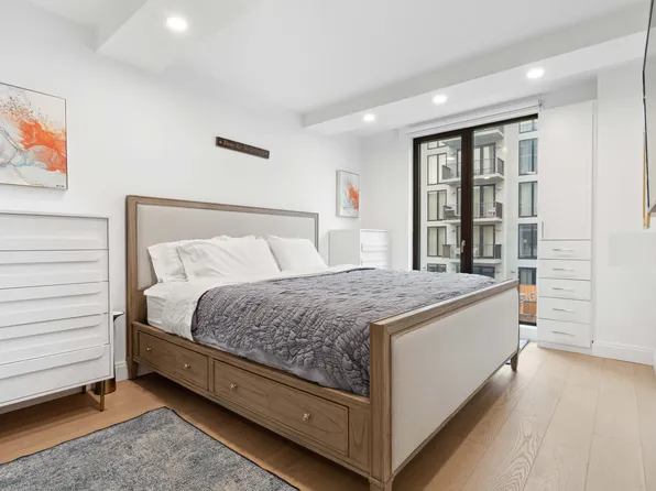 37-14 34th Street image 3 of 6