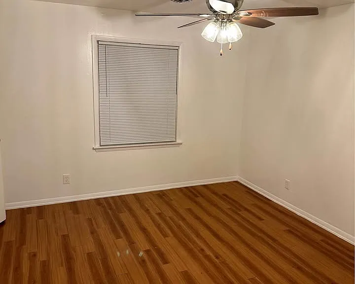 212 Logan St #2 — Photo 8