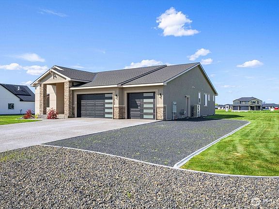 2nd image of 12739 Blackfoot Drive