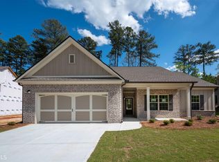 1481 Cozy Cove Ln, Lawrenceville, GA 30045