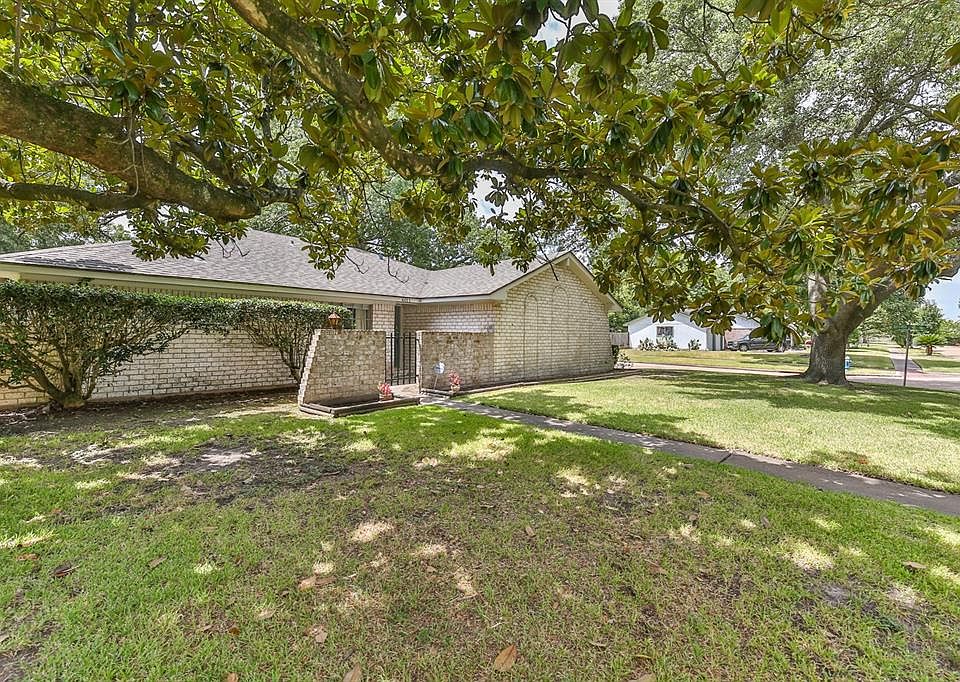 1st image of 6011 Black Gum Dr