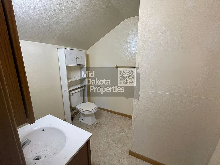 122 W 9th Ave — Photo 8