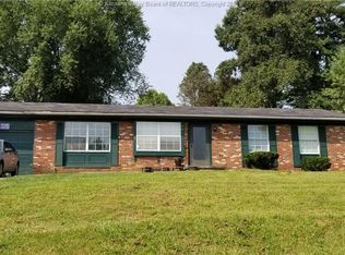 301 Becknor Ln, Point Pleasant, WV 25550
