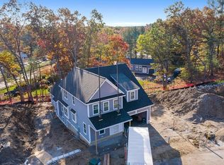 23 Carlisle Rd #13, Westford, MA 01886