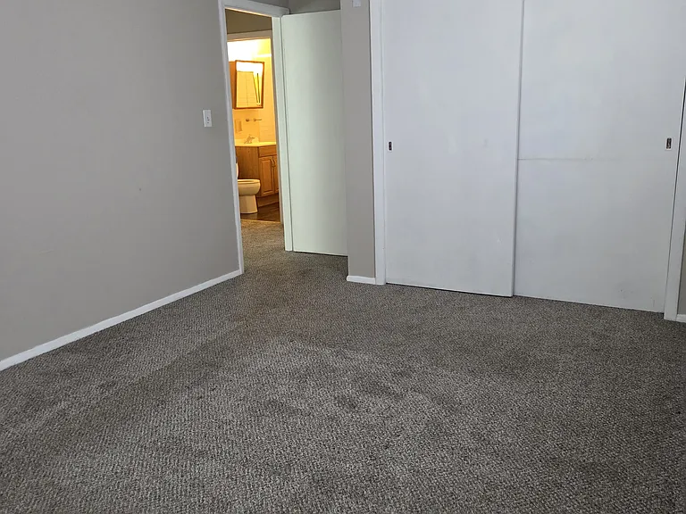 1513 Indiana St #D — Photo 8