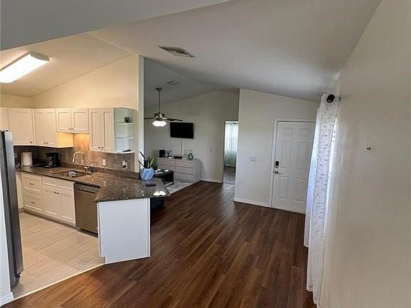 5th image of 1316 Villaway W