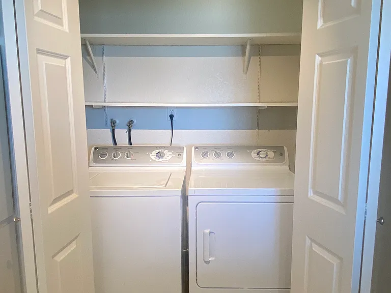 1735 W Sunn Fjord Ln #I105 — Photo 5