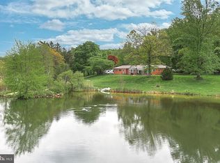 60 Maple Grove Rd, Hanover, PA 17331