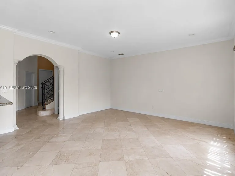 18031 NW 87th Ct — Photo 6