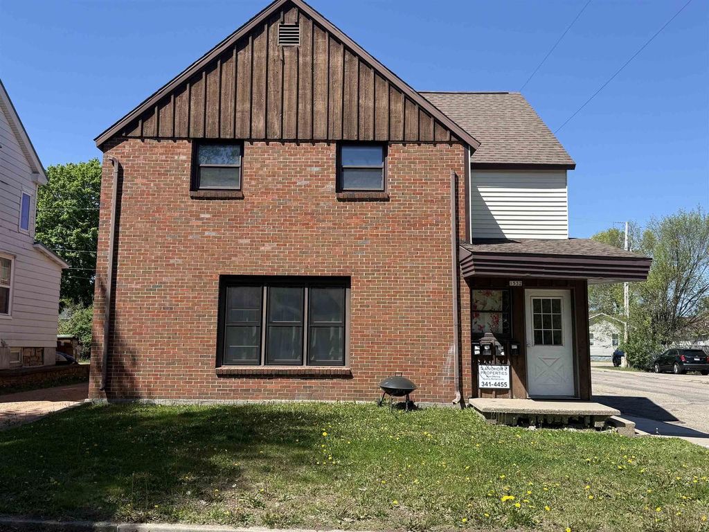 1532 COLLEGE AVENUE #1101/1101A Rogers St, Stevens Pt, WI, Stevens Pt