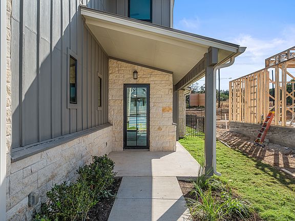 3rd image of 711 Paleface Ranch Rd Unit 3