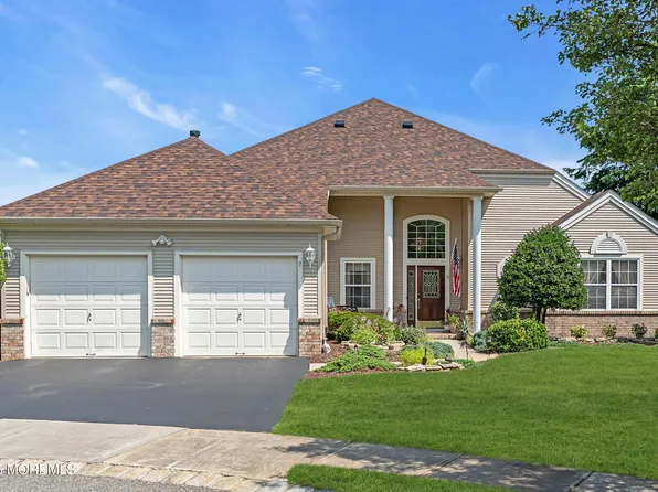 7 Fontaine Court, Manchester, NJ 08759