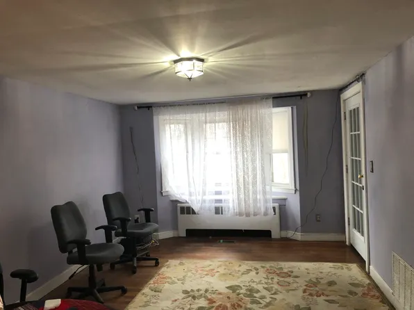 (undisclosed Address), Winchester, MA 01890