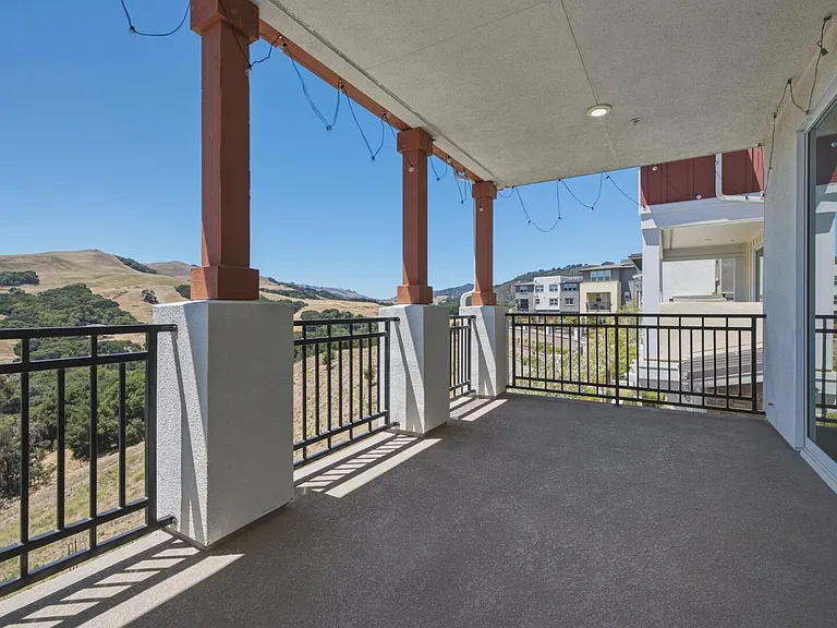 1230 Mateo Miller Cir — Photo 59