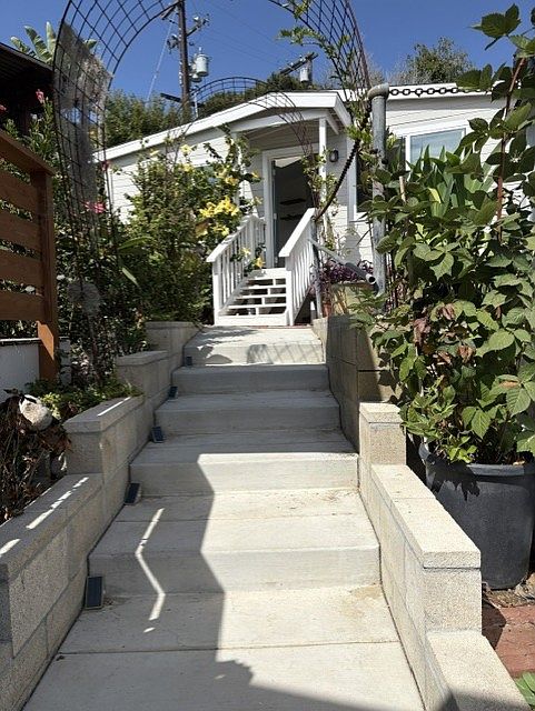 1st image of 31518 Egan Rd