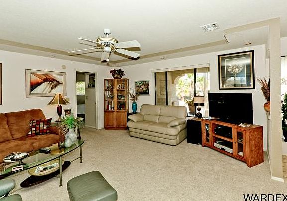 3rd image of 3110 Applewood Dr
