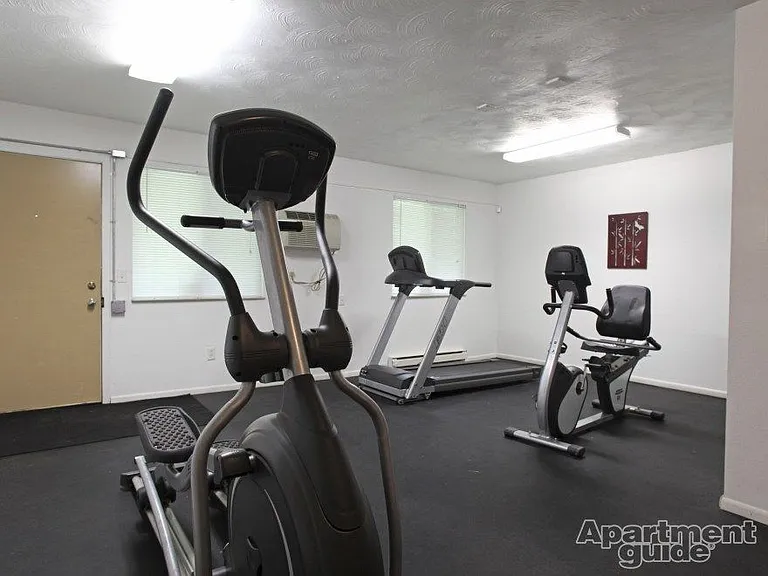 Parkside Apartments — Photo 7