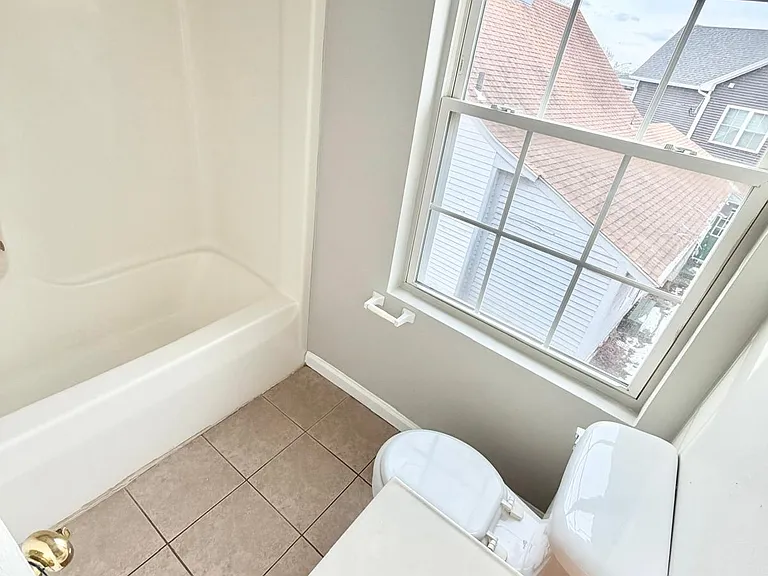 129 Main Street Anx #B — Photo 2