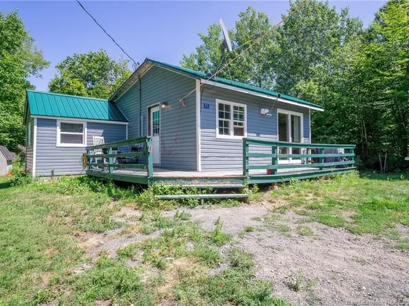 71 Schooner Cove Rd, Campobello Island, NB E5E 1N2