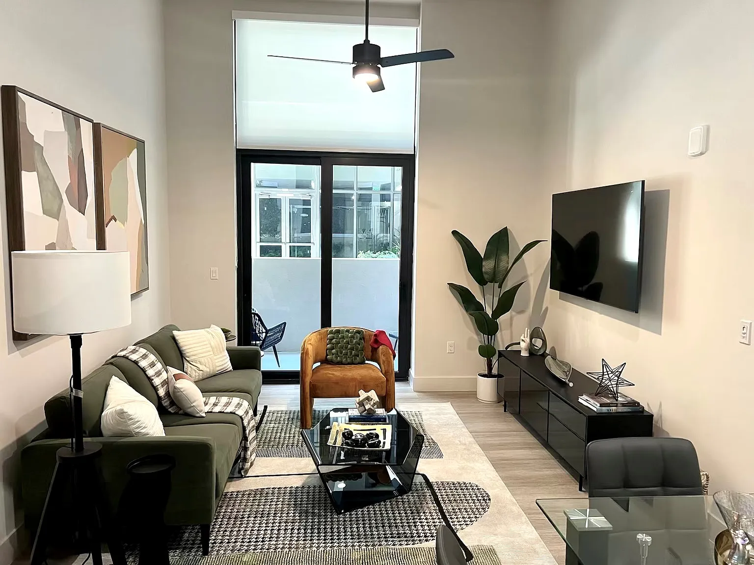 Bay Pointe Apartments — Photo 4