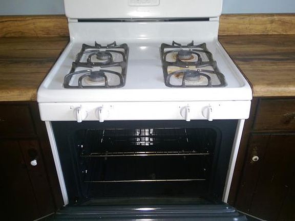5th image of 9415 Wood Knoll Way