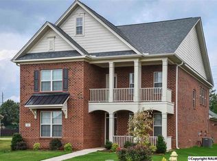 2 Silky Oak Cir, Huntsville, AL 35824