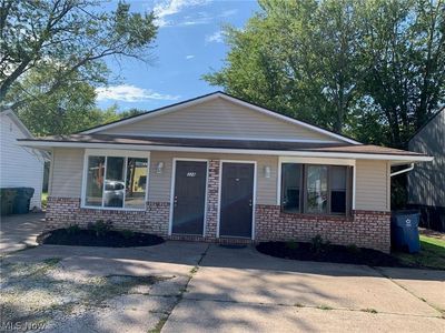 326/328 Abbe Rd, Sheffield Lake, OH, 44054
