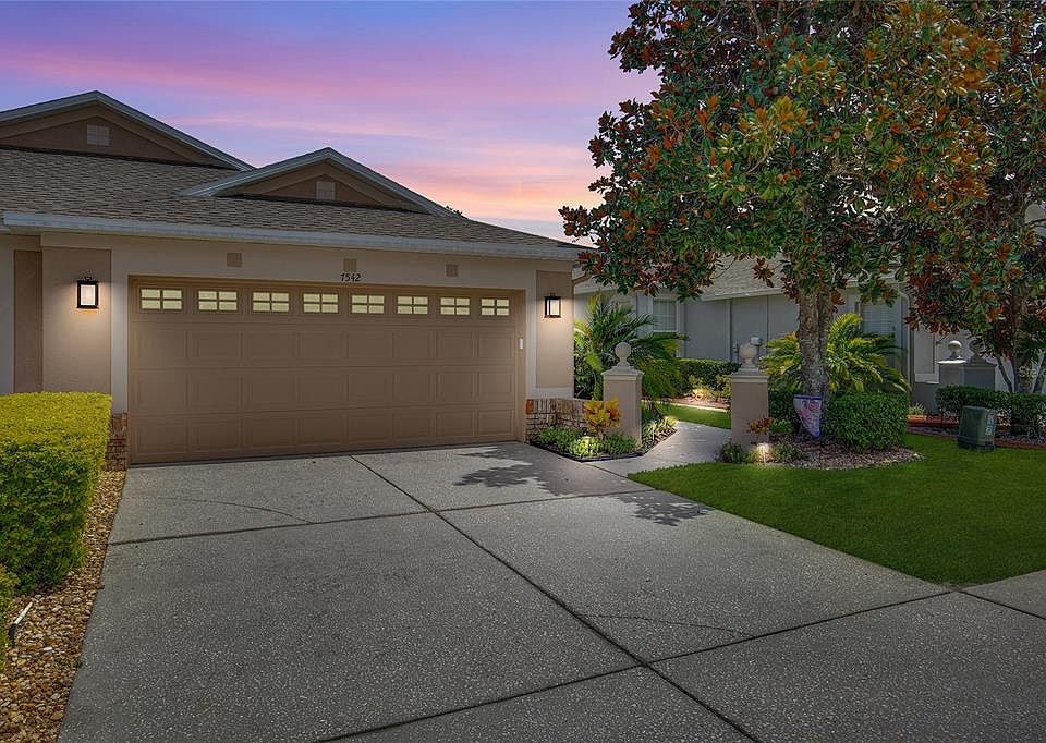 1st image of 7542 Deer Path Ln