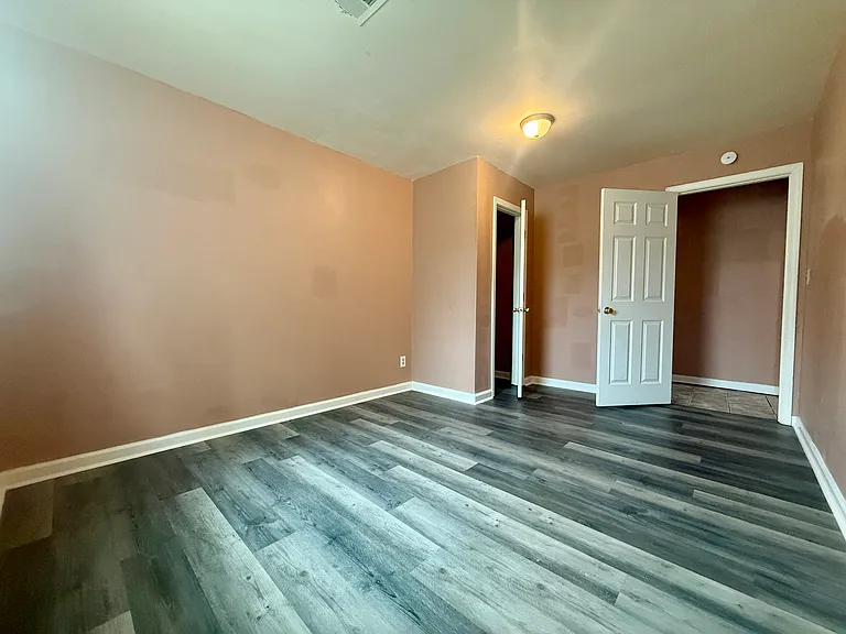 3244 Herbert Dr — Photo 5
