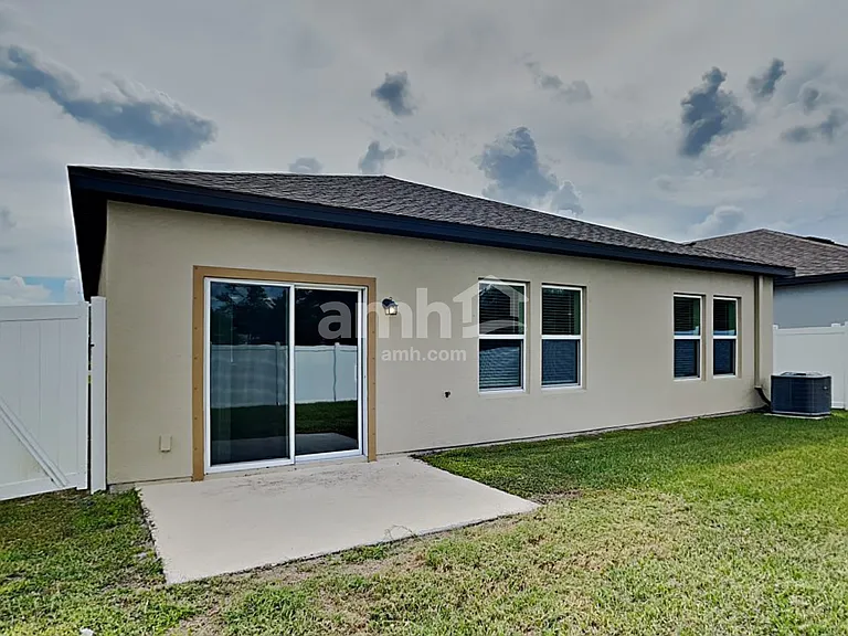 8710 Layalie Way — Photo 17